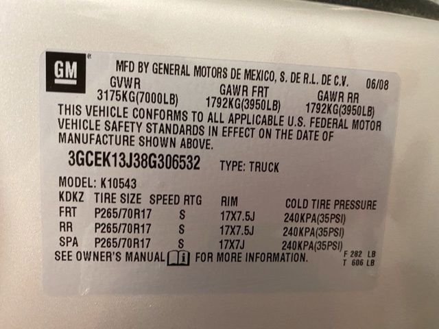 Used 2008 Silver Chevrolet LT image 40