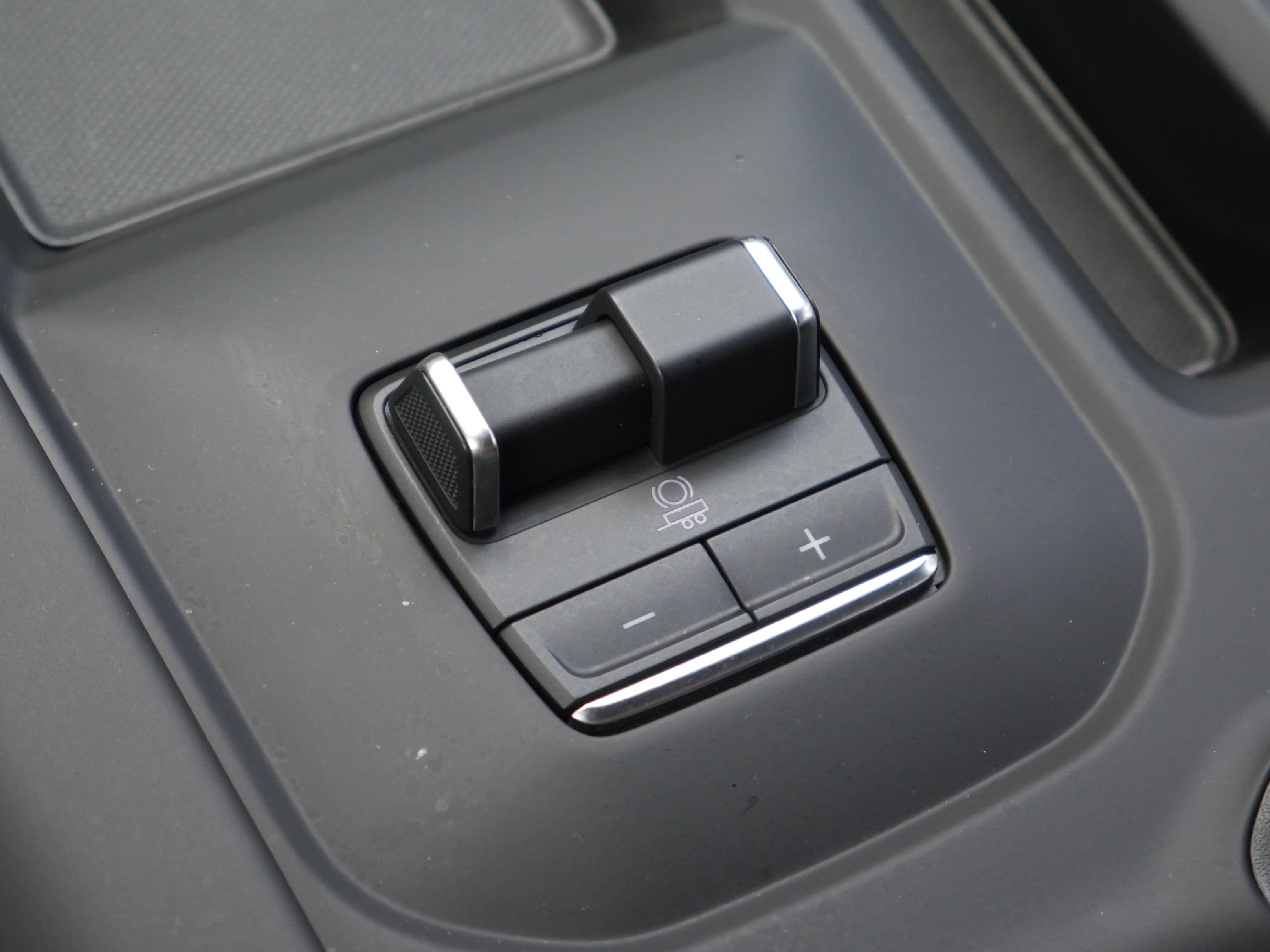 Used 2025 Sterling GMC Denali Ultimate image 14