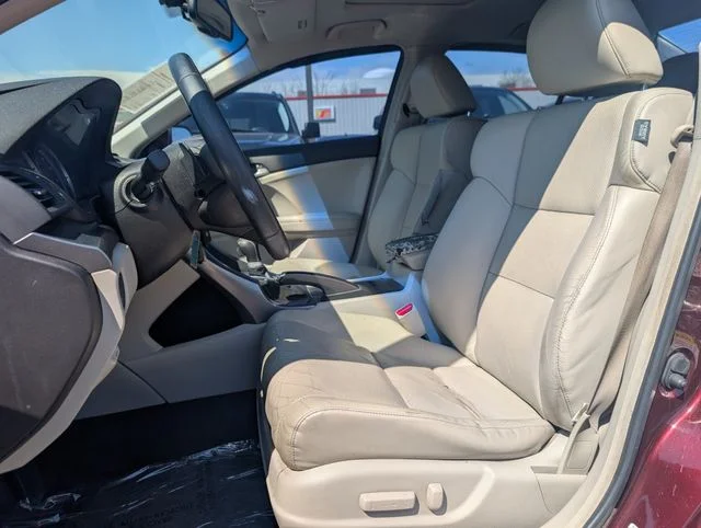 Used 2011 Red Acura 2.4 image 7