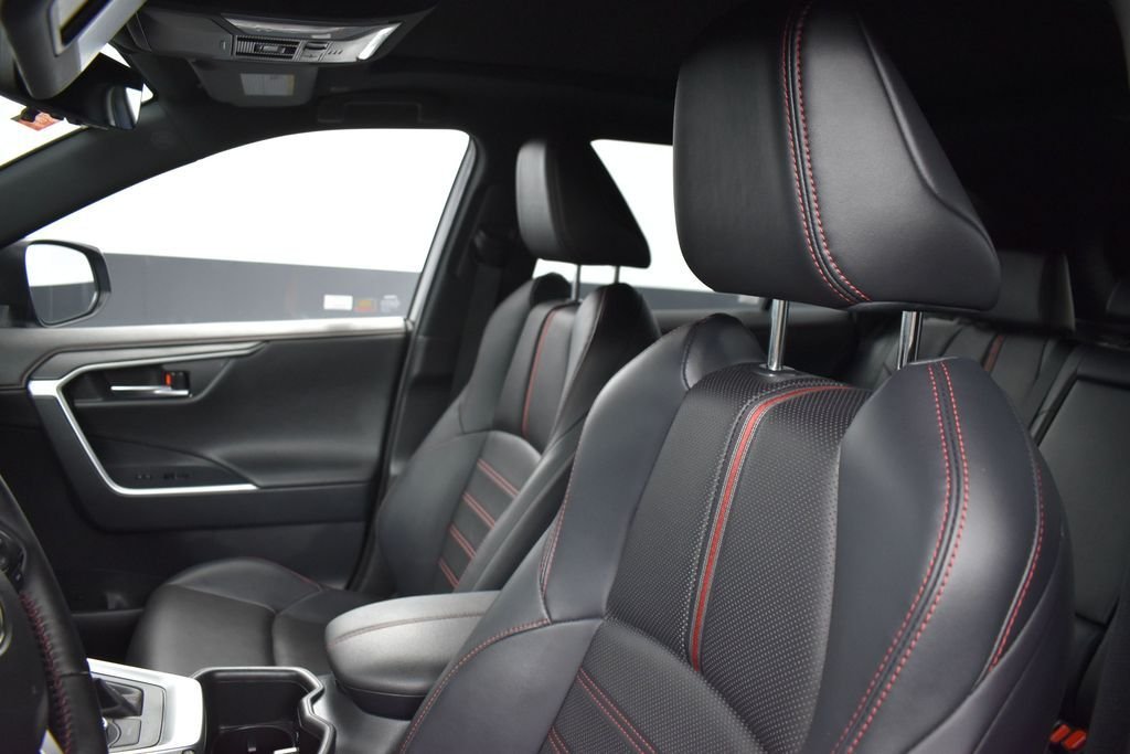 Used 2025 Midnight Black Metallic Toyota XSE image 9