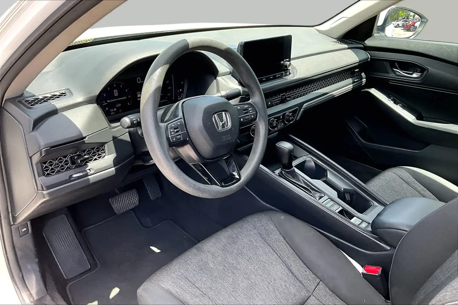 Used 2023 Platinum White Pearl Honda LX image 18