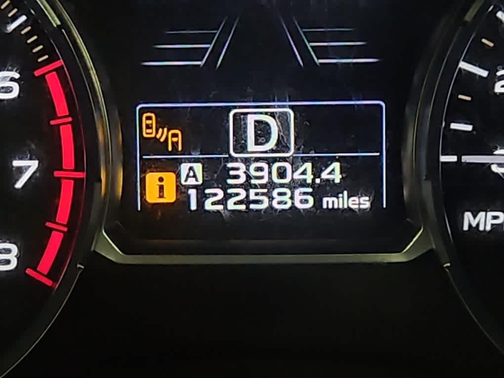 Used 2018 Venetian Red Pearl Subaru Premium image 27