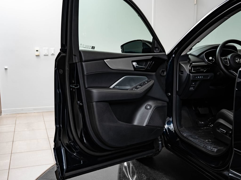 New 2026 Majestic Black Pearl Acura Technology Package image 29