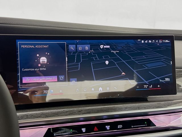 2025 BMW 7 Series 760i - Photo 15