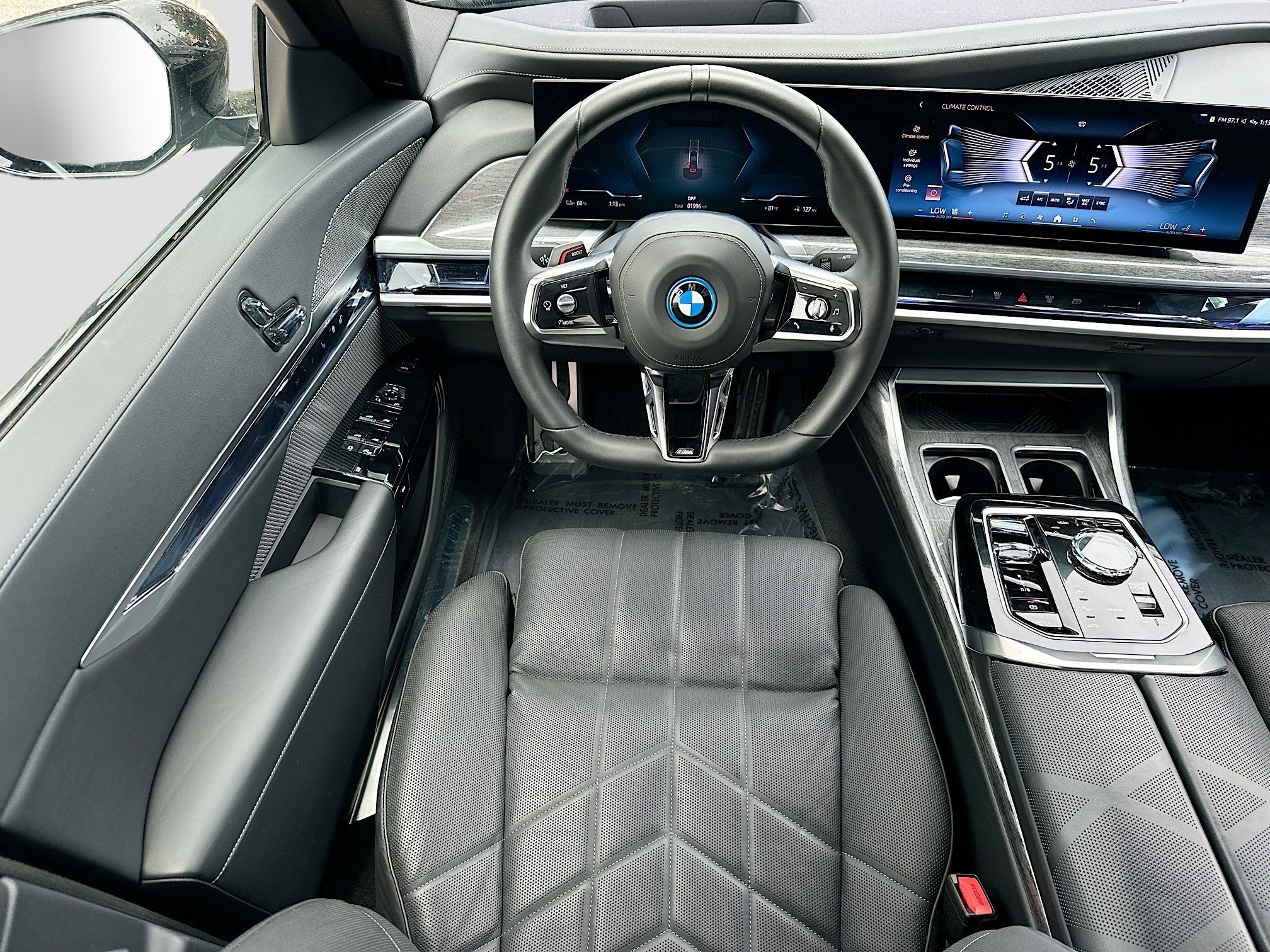 Certified Used 2024 Black Sapphire Metallic BMW xDrive60 image 19