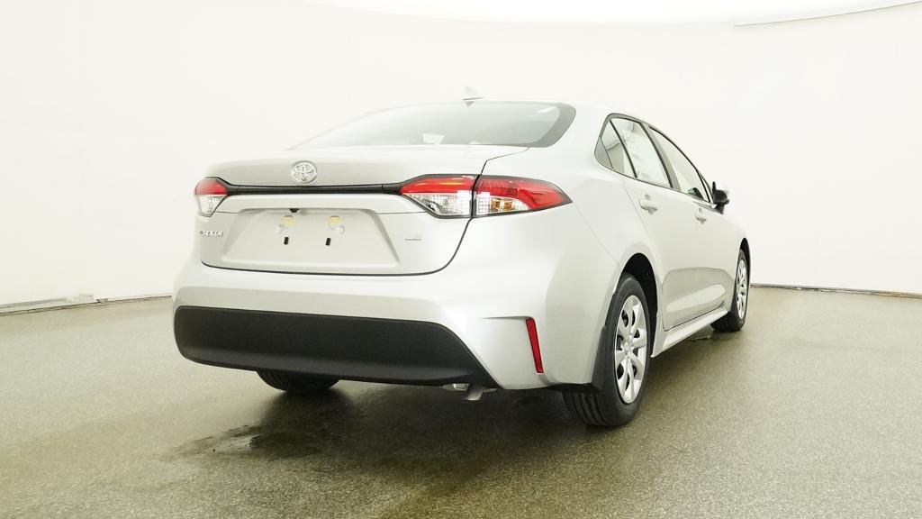 New 2027 Classic Silver Metallic Toyota LE image 21