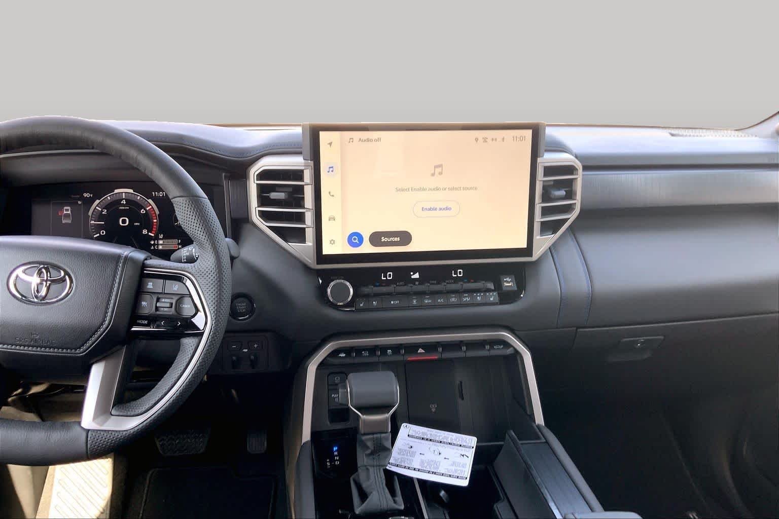 New 2026 Wind Chill Pearl Toyota Platinum image 6