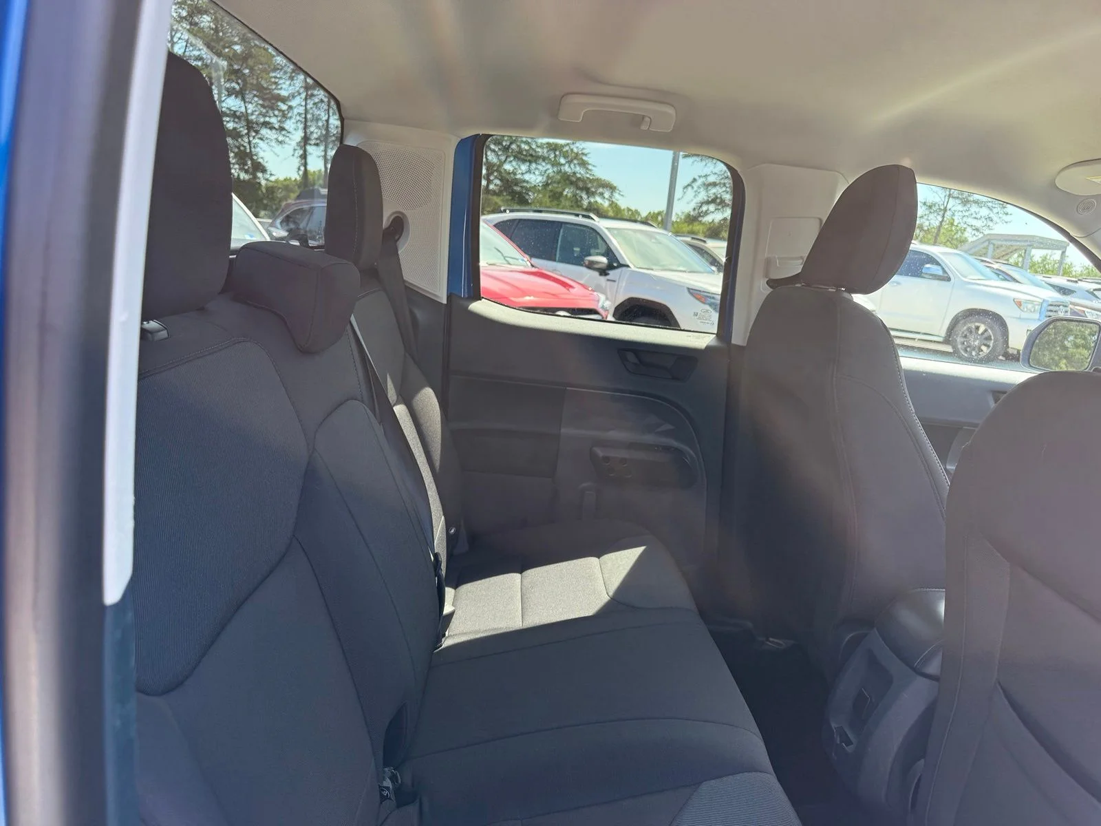 Used 2022 Blue Ford XL image 26