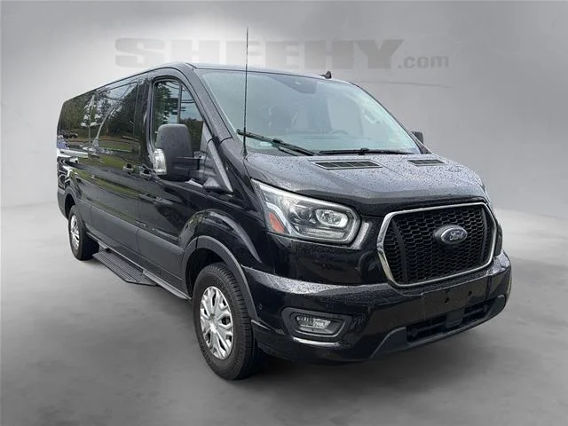 Used 2023 Agate Black Ford  image 2