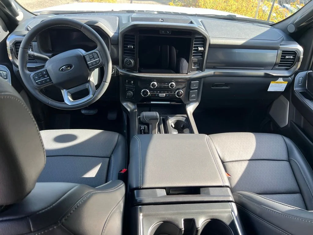 New 2026 Oxford White Ford Lariat® image 15