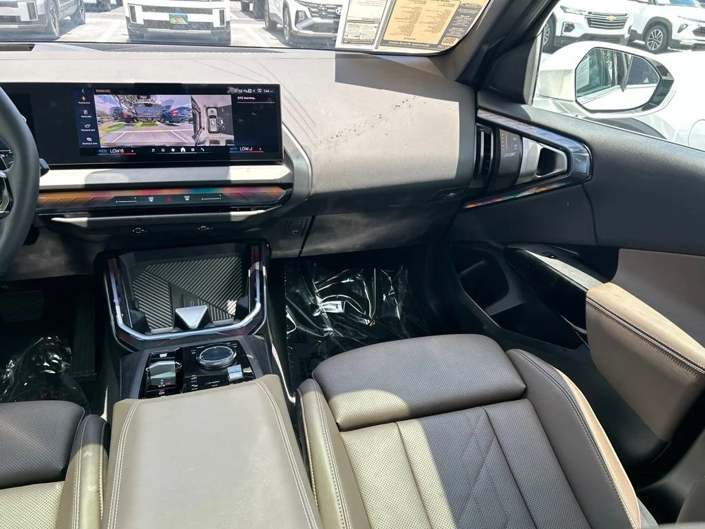 Certified Used 2026 Alpine White BMW 30 xDrive image 11
