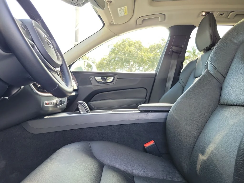 Used 2021 White Volvo T8 Inscription Expression image 28