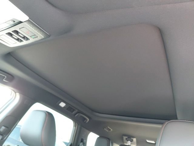New 2026 Boulder Gray Pearl / Super Black Two-tone Nissan Rock Creek® image 24