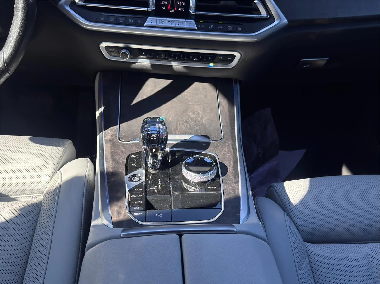 Used 2023 Jet Black BMW xDrive40i image 13