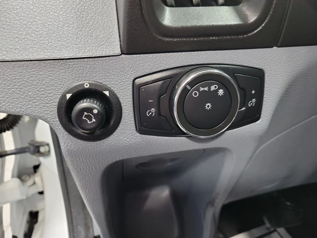 Used 2019 White Ford XLT image 19