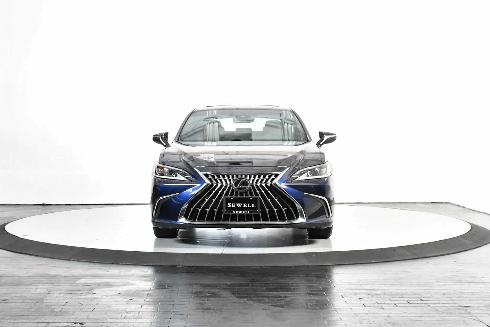 Used 2025 Nightfall Mica Lexus  image 8