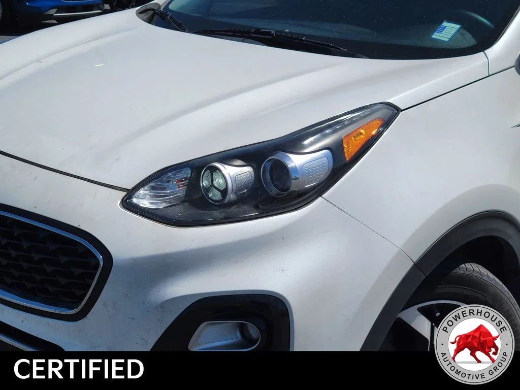 Used 2021 White Kia EX image 11