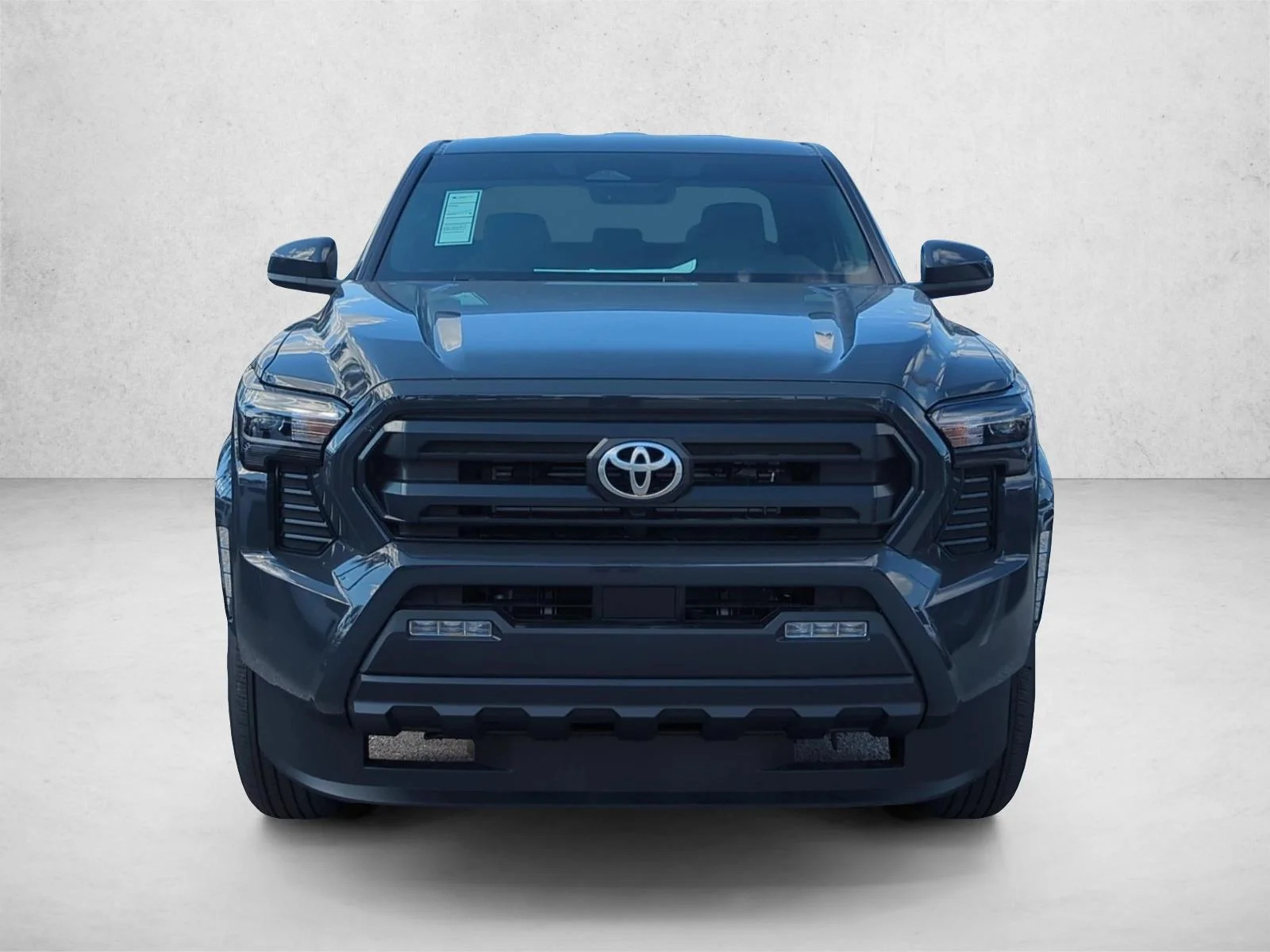 Used 2025 Underground Toyota SR5 image 2
