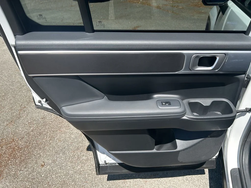 Used 2026 White Hyundai SEL image 26