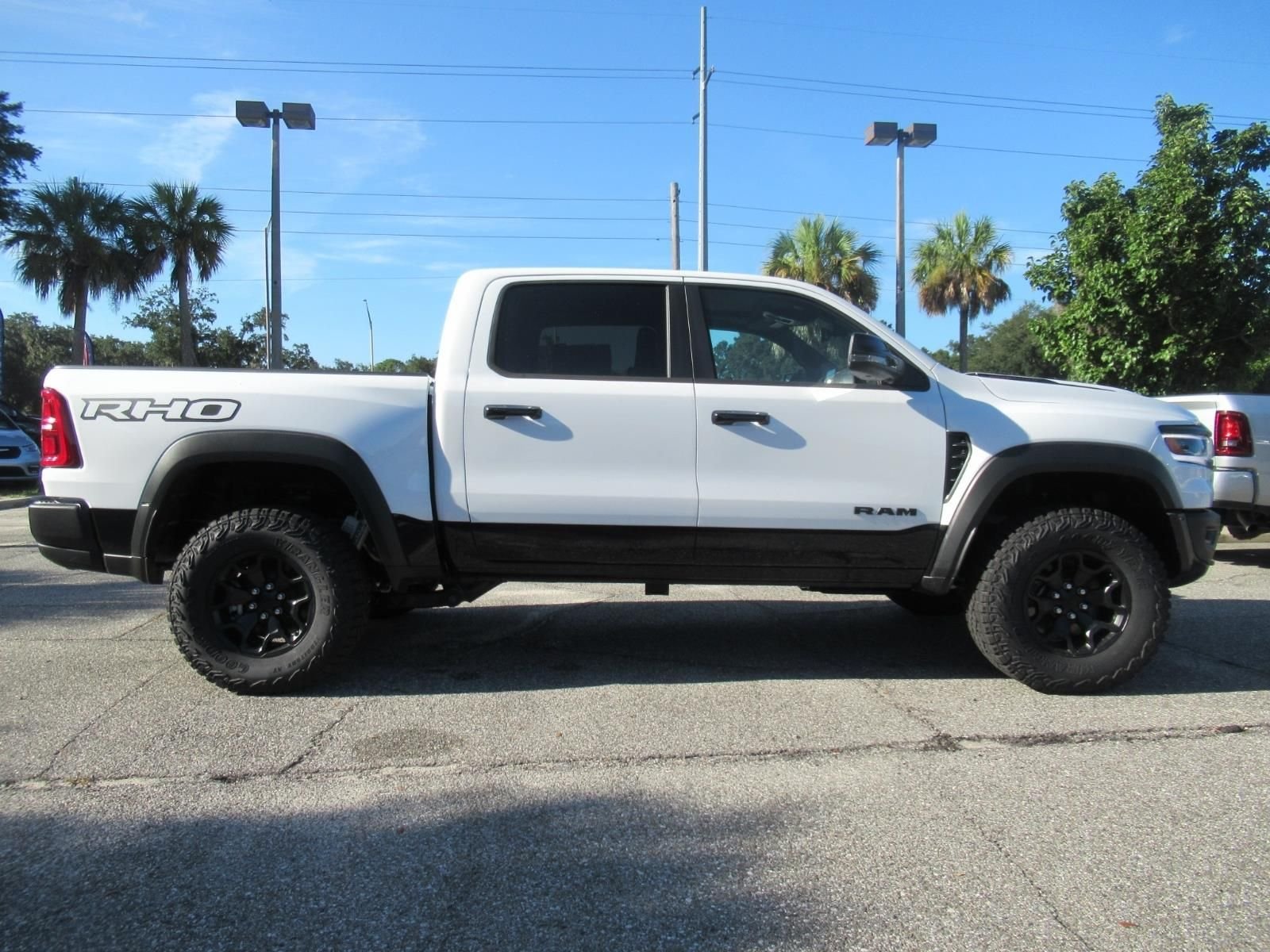 New 2026 Bright White Clear-Coat Exterior Paint RAM RHO image 2