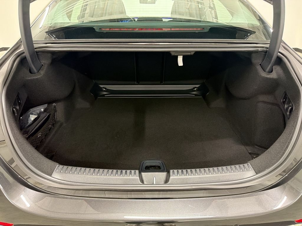 Certified Used 2026 Graphite Gray Metallic Mercedes-Benz E 350 image 27