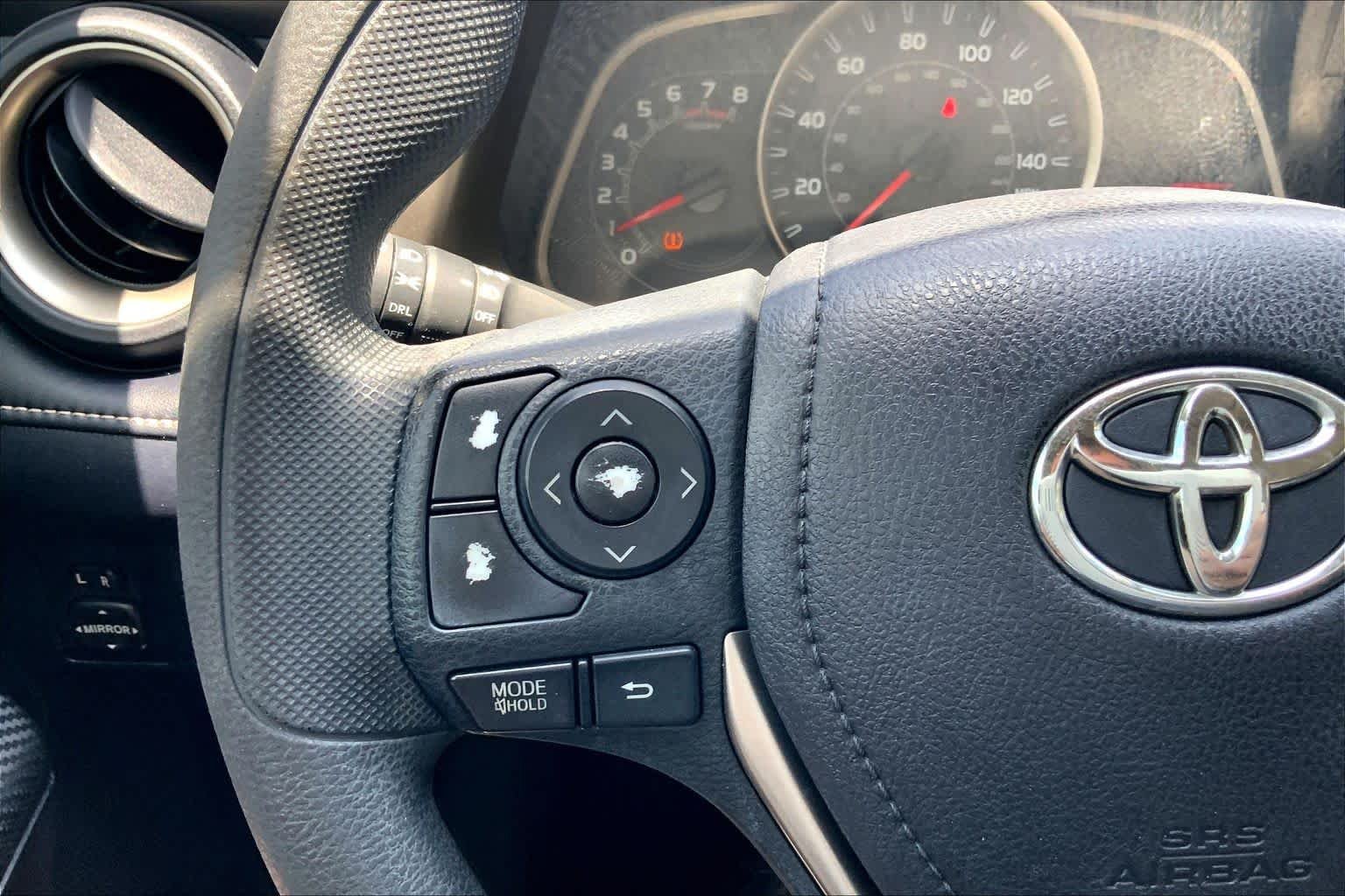 Used 2013 Magnetic Gray Metallic Toyota XLE image 22