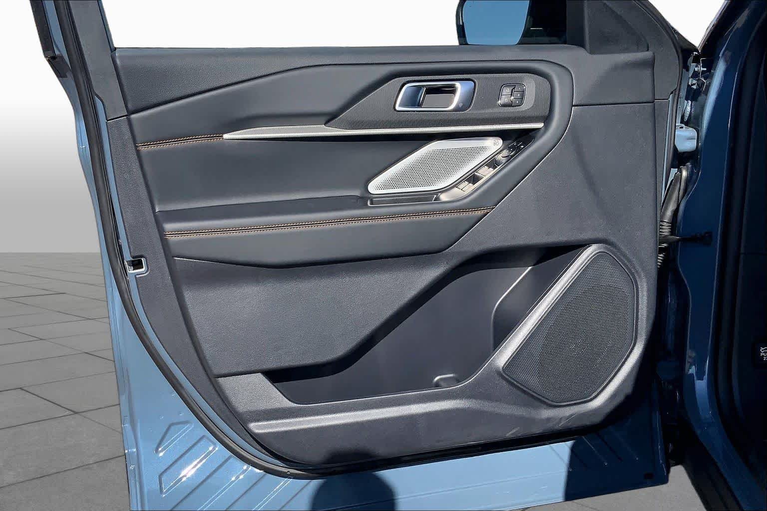 New 2026 Vapor Blue Metallic Ford Tremor® image 10
