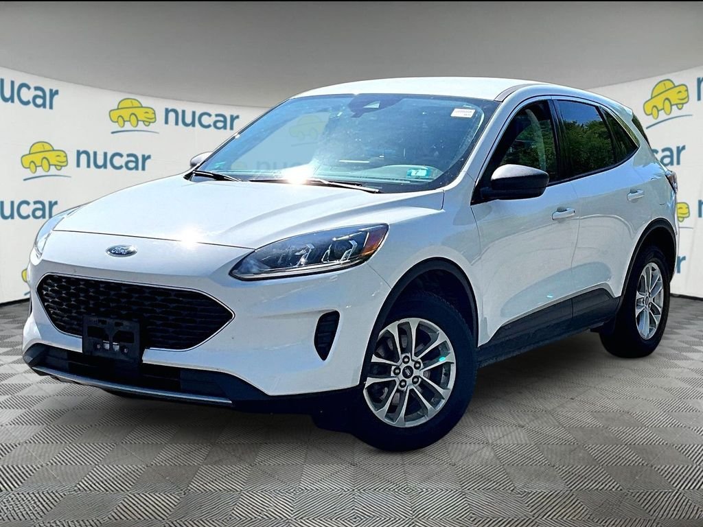 Used 2022 Ford Escape SE with VIN 1FMCU9G66NUC00876 for sale in Plymouth, NH