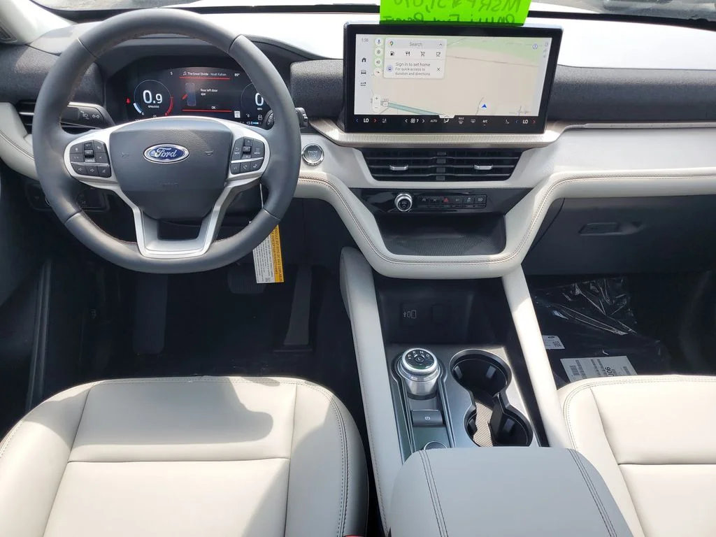 New 2026 Space White Metallic Ford Active image 22