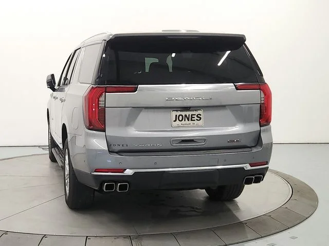 Used 2025 Silver GMC Denali image 7