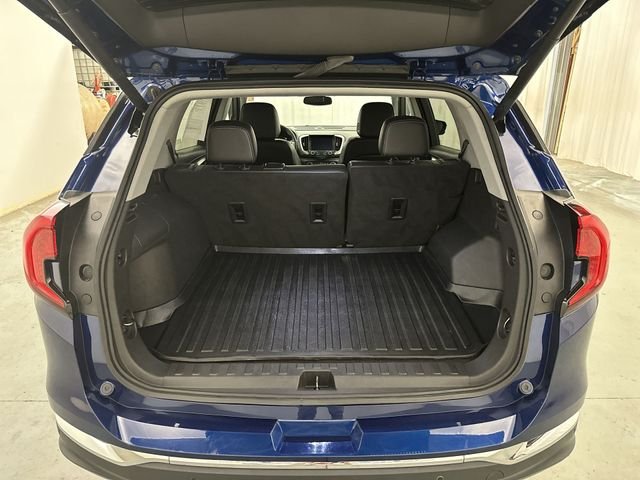 Used 2023 Blue GMC SLT image 22