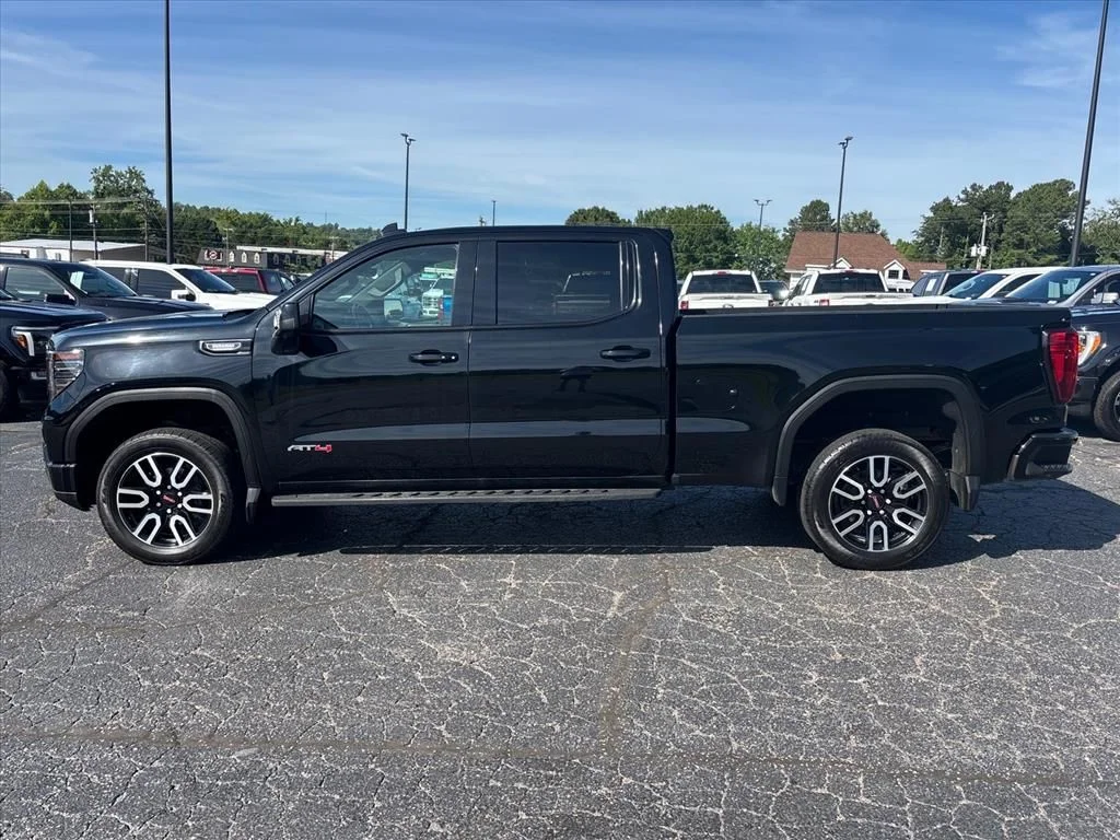 Used 2022 Black GMC AT4 image 4