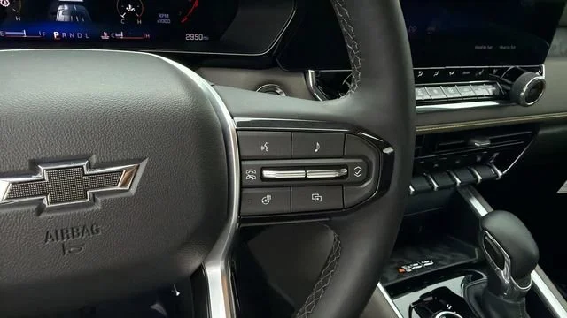 Used 2026 Summit White Chevrolet ZR2 image 23
