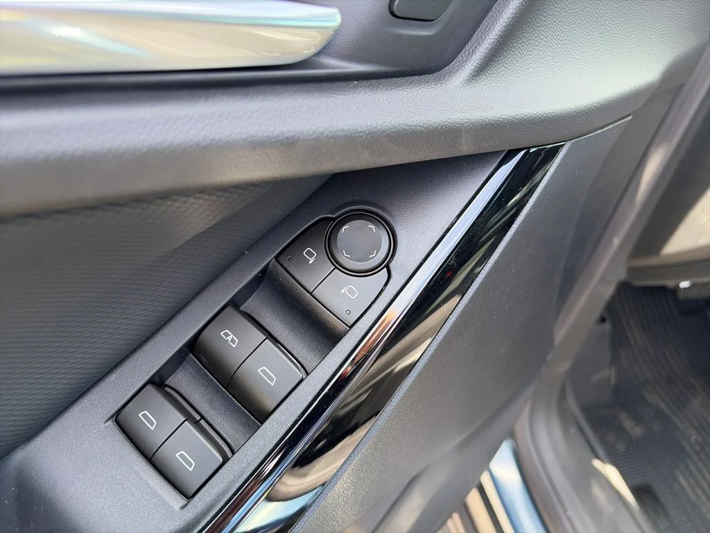 2026 Chevrolet Equinox LT - Photo 26
