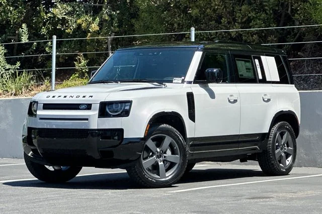 New 2026 Borasco Grey Land Rover X-Dynamic SE image 1