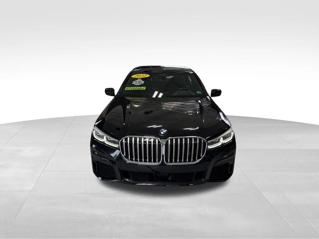 Used 2022 Black BMW 750i xDrive image 9