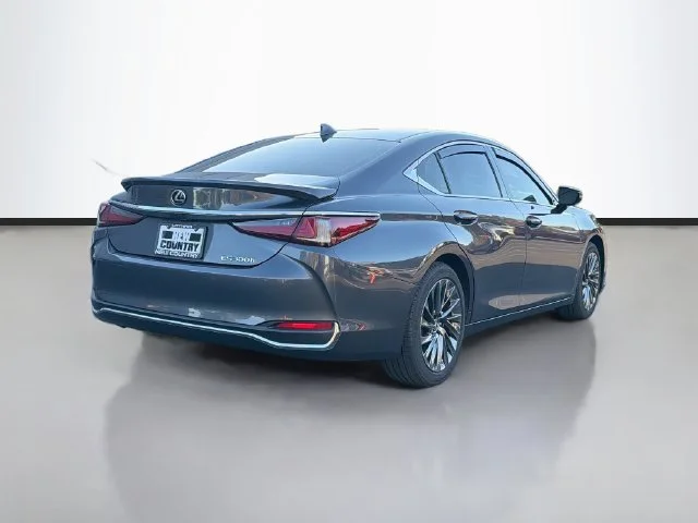 Certified Used 2025 Gray Lexus 300h Ultra Luxury image 7
