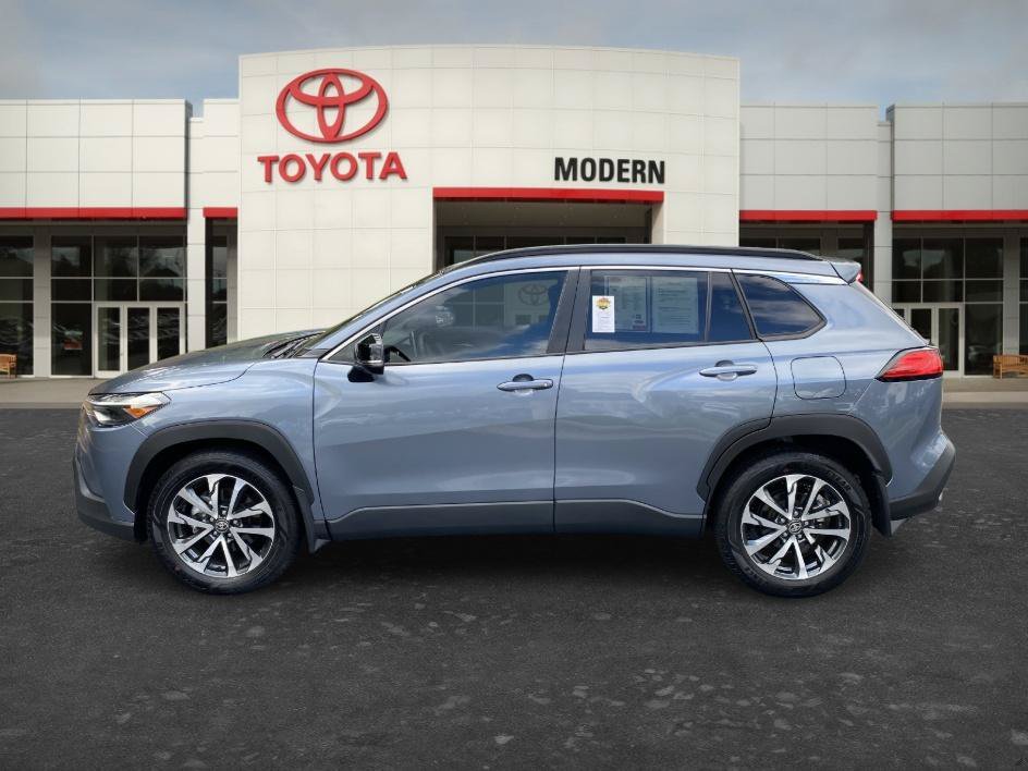 Used 2025 Celestite Toyota XLE image 8