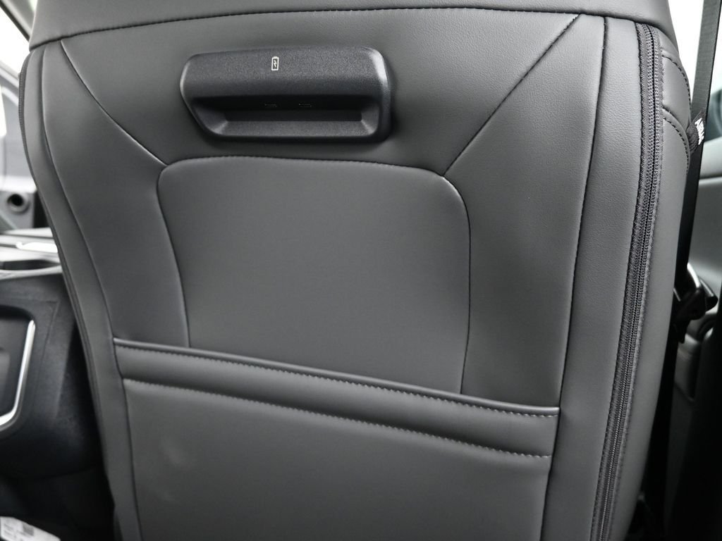 New 2025 Dark Matter Gray Metallic Ford Active image 34