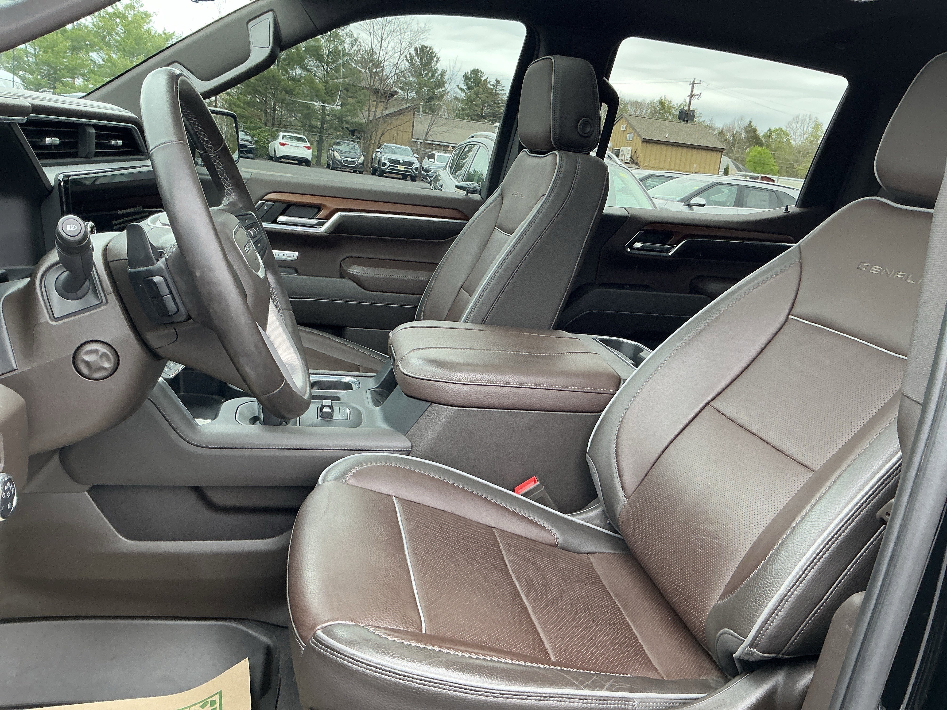 Used 2023 Onyx Black GMC Denali image 15