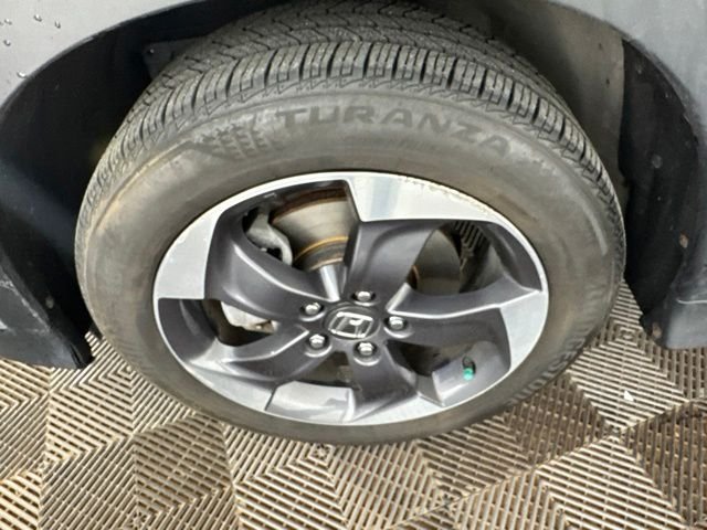 Used 2018 Silver Honda EX image 31