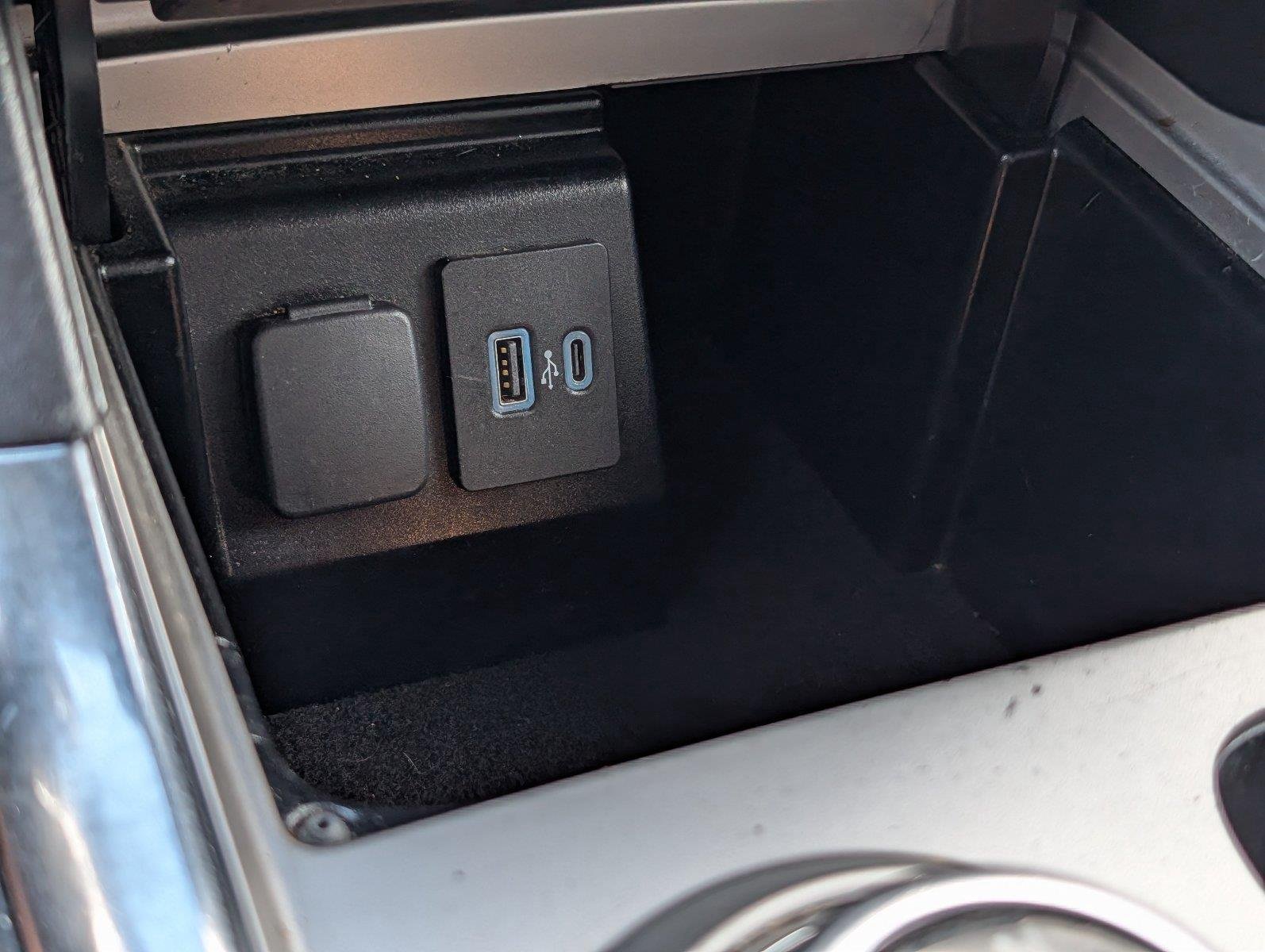 Used 2022 Agate Black Ford XLT image 21