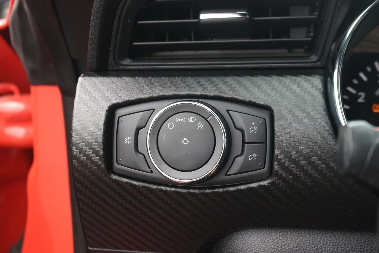 Used 2016  Ford V6 image 28