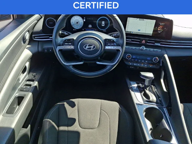 Used 2025 Gray Hyundai SEL Convenience image 10