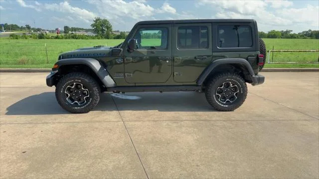 New 2023 Sarge Green Clear-Coat Exterior Paint Jeep Rubicon 4xe image 5