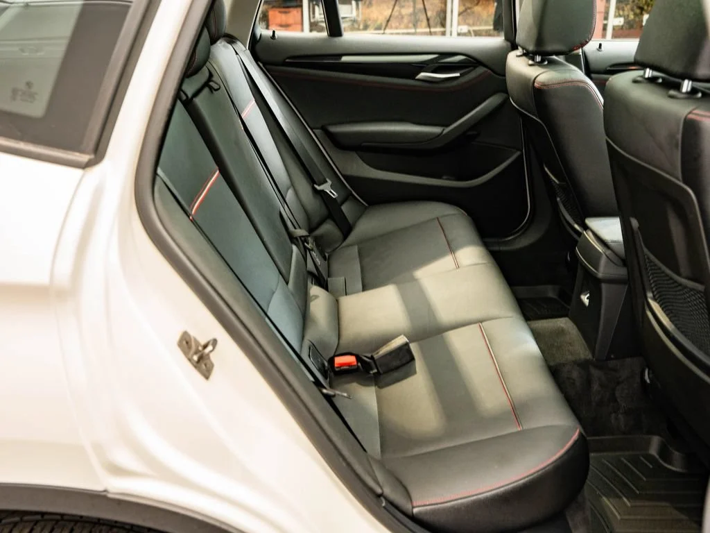 Used 2014 Alpine White BMW xDrive28i image 44