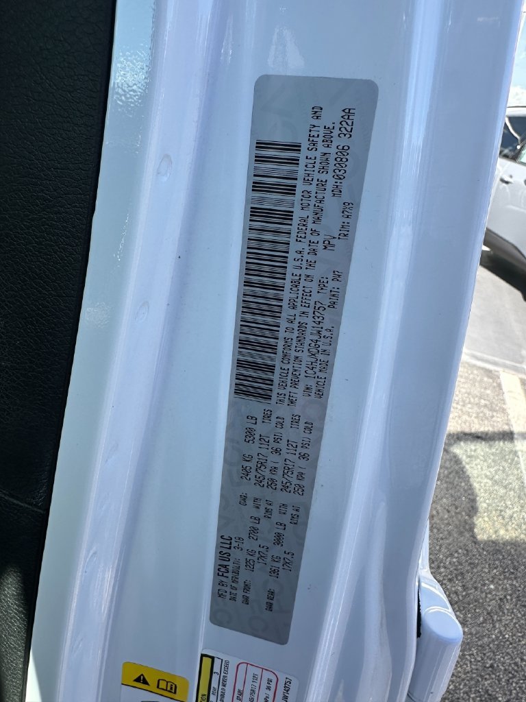 Used 2018 White Jeep Unlimited Sport image 12