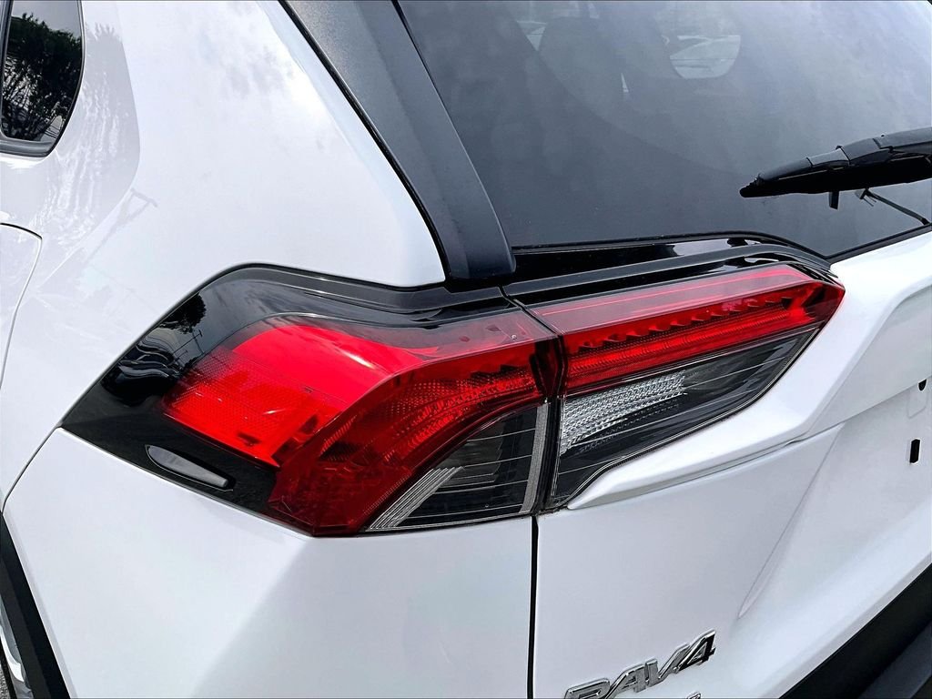 Used 2024 White Toyota LE image 34