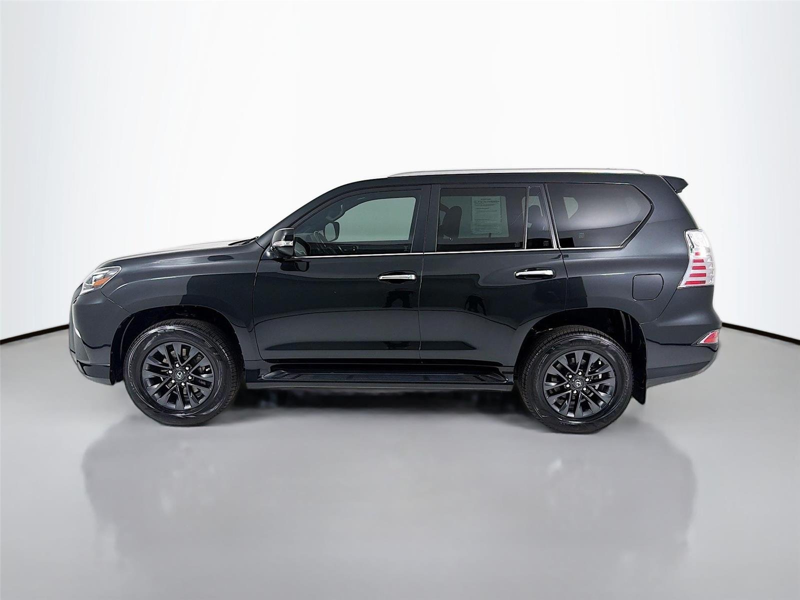Used 2022 Black LEXUS PREM image 2