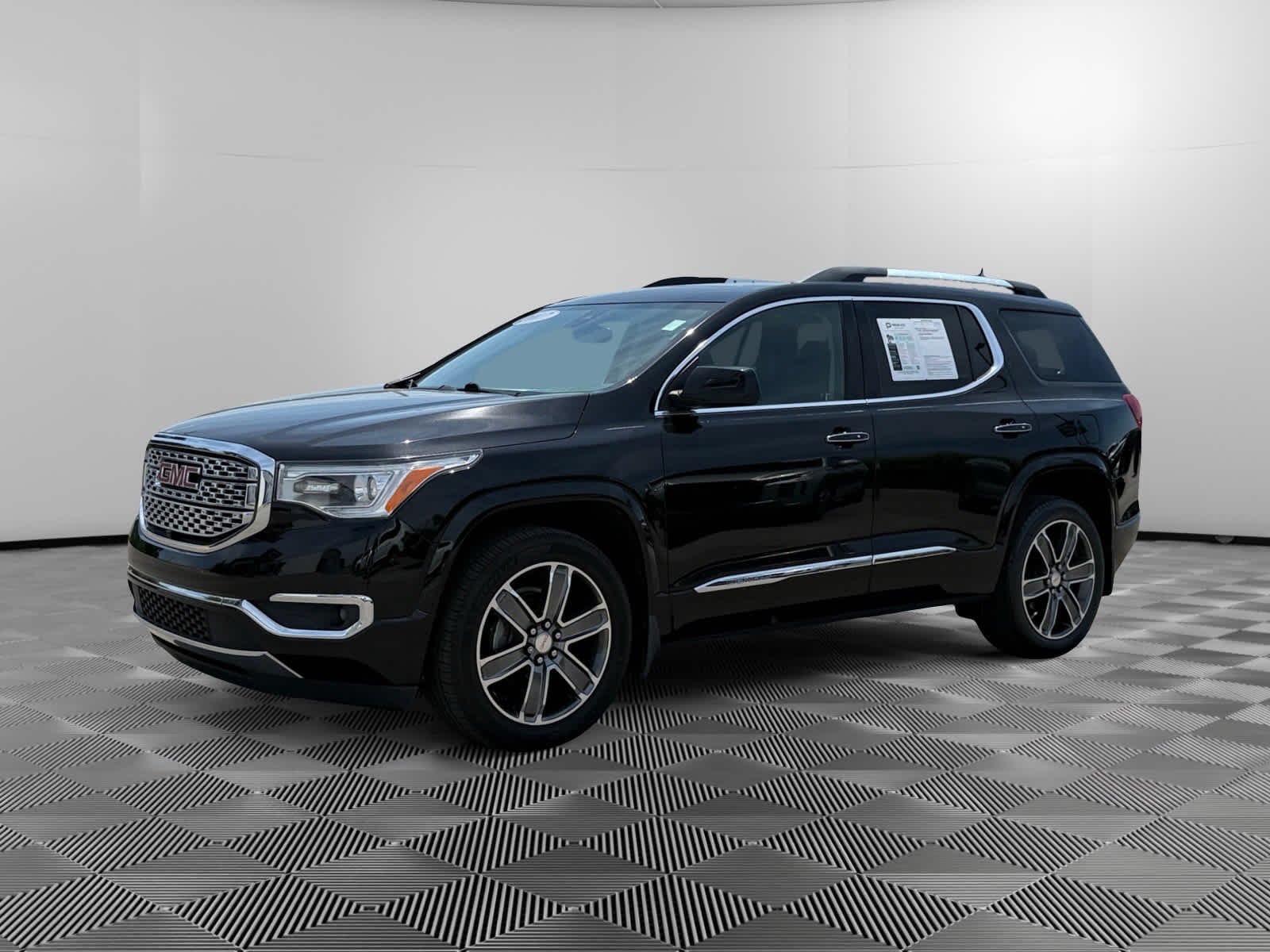 2017 GMC Acadia Denali FWD's photo